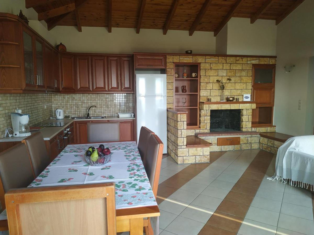Papadeas Villas Megali Mantineia Ngoại thất bức ảnh
