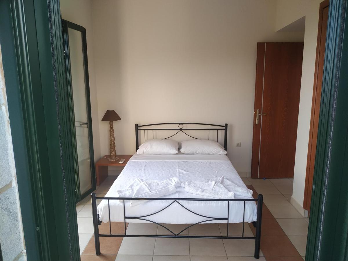 Papadeas Villas Megali Mantineia Ngoại thất bức ảnh