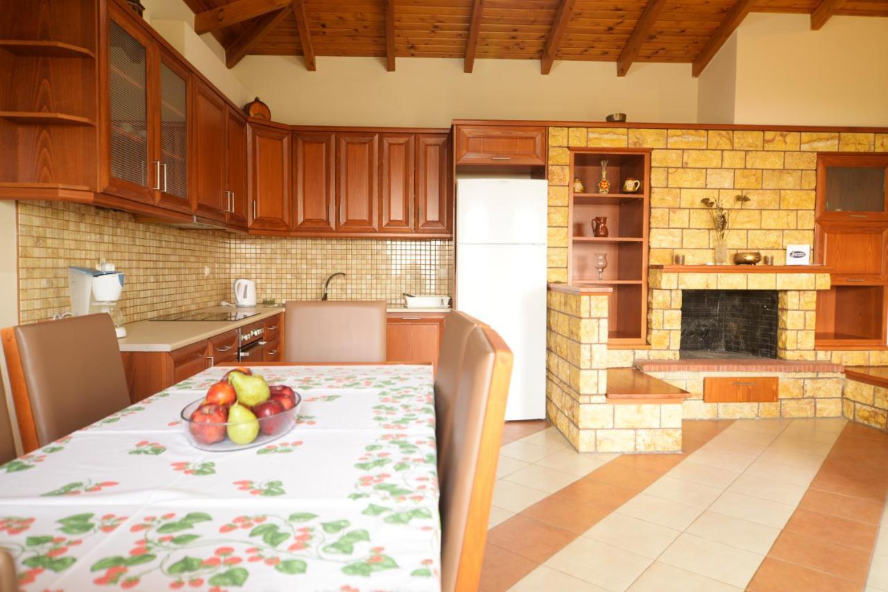 Papadeas Villas Megali Mantineia Ngoại thất bức ảnh