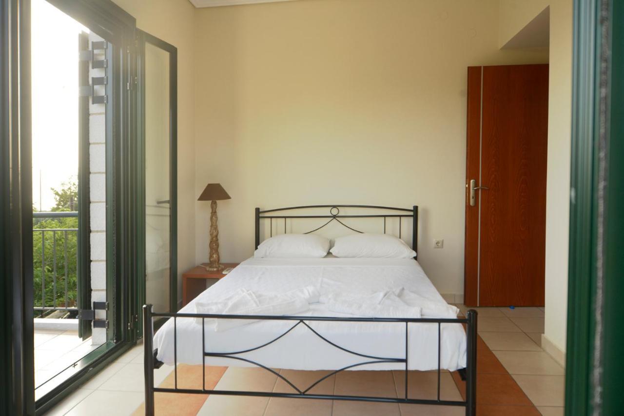 Papadeas Villas Megali Mantineia Ngoại thất bức ảnh